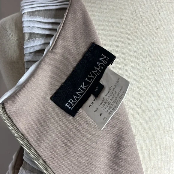 Franklyman design USA cream  white stretch dress - Picture 7 of 9